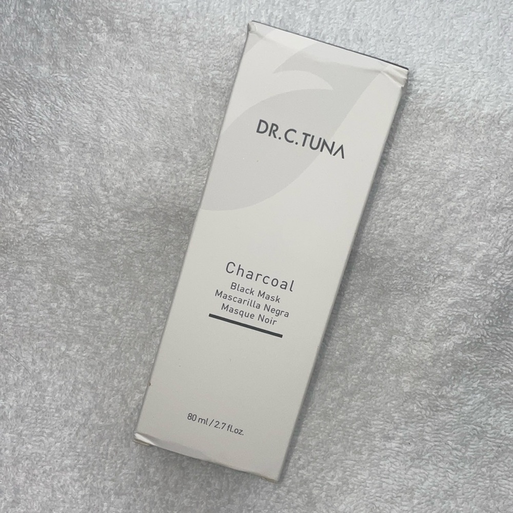 Charcoal Mask by Farmasi
